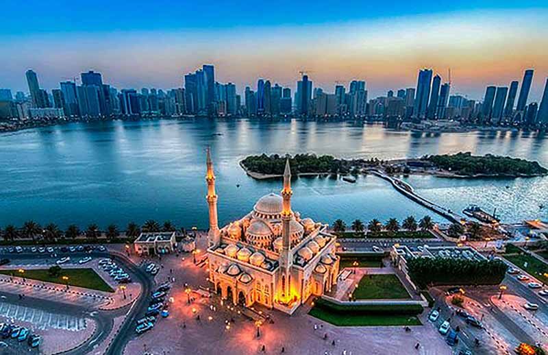 Sharjah Mosque - Luxuria Tours & Events